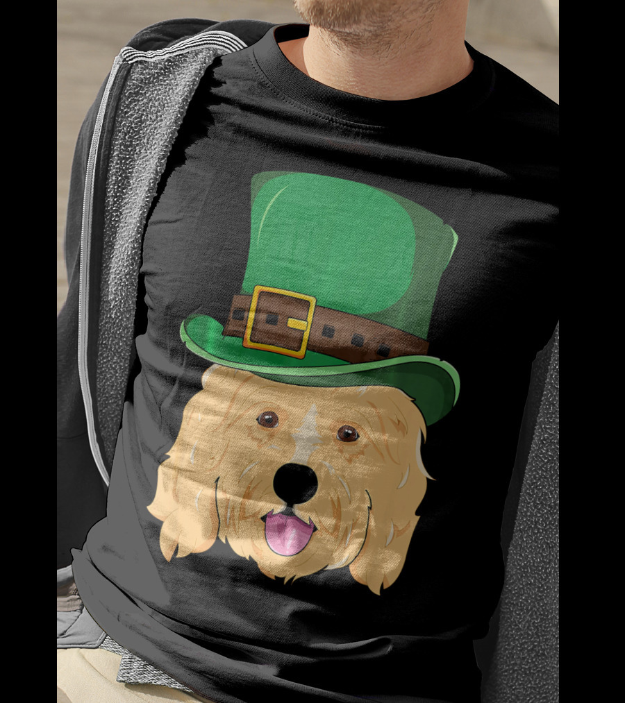Golden Doodle St. Patrick's Day With Green Leprechaun Hat T-Shirt