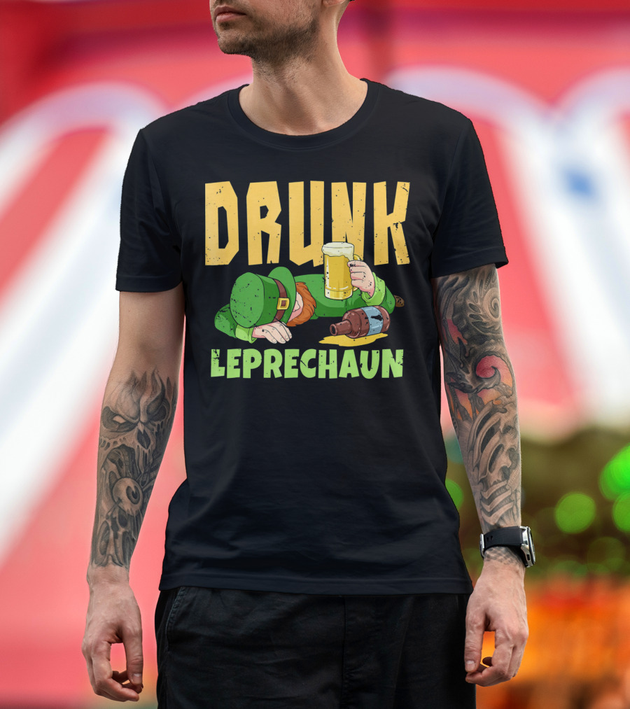 Drunk Leprechaun Holding Beer Mug and Whiskey Bottle T-Shirt
