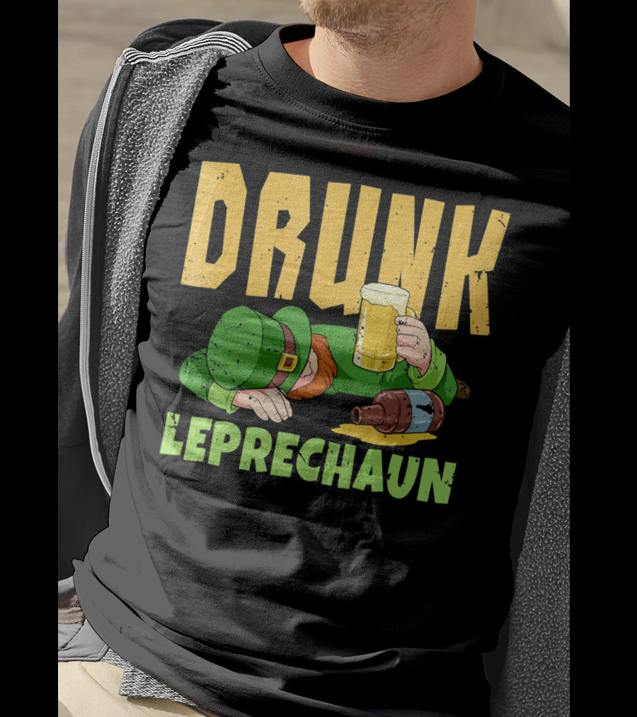 Drunk Leprechaun Holding Beer Mug And Whiskey Bottle T-Shirt