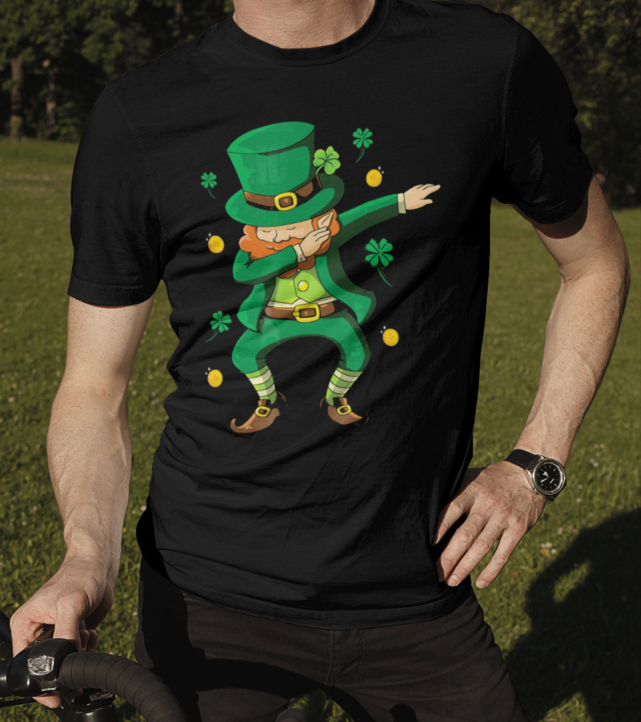 Funny Leprechaun Dabbing With Clover Coins T-Shirt