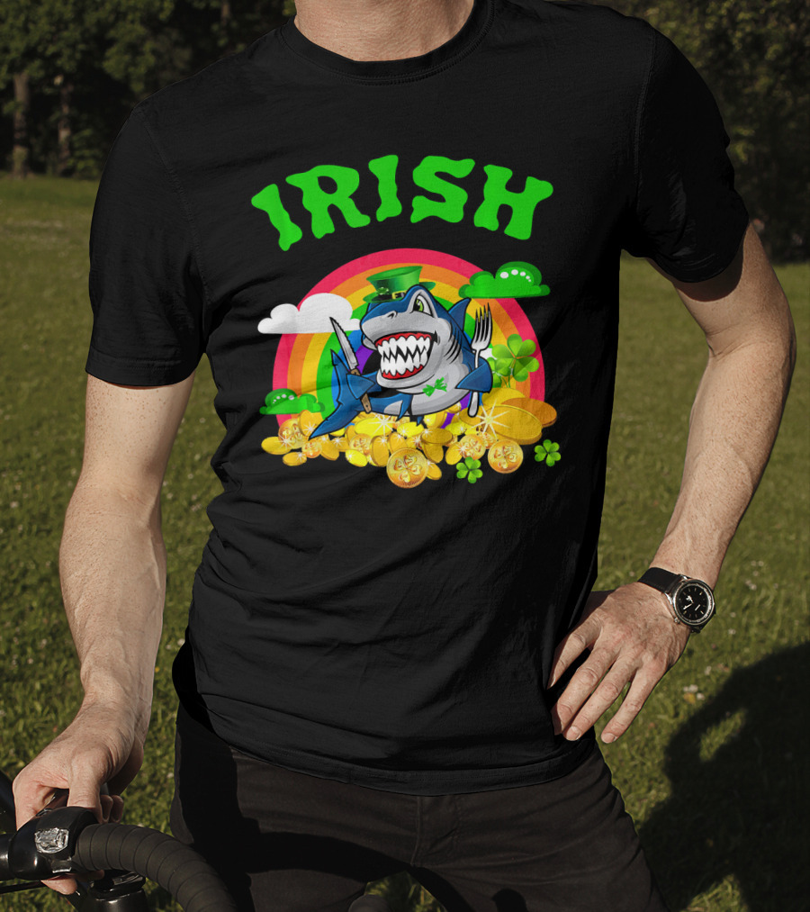 Irish Shark Funny St Patricks Day Leprechaun Rainbow Coins T-Shirt