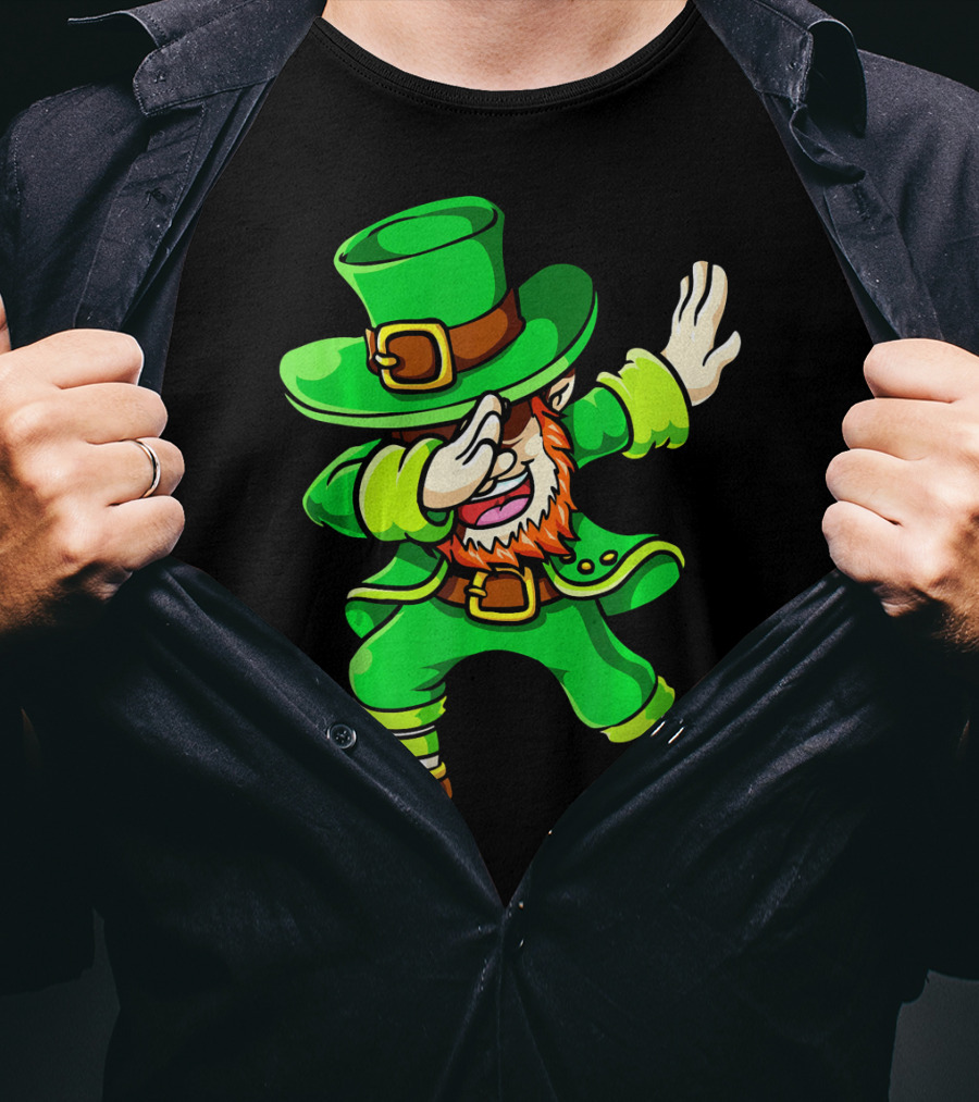 St Patricks Day Dabbing Leprechaun Irish Celebration T-Shirt