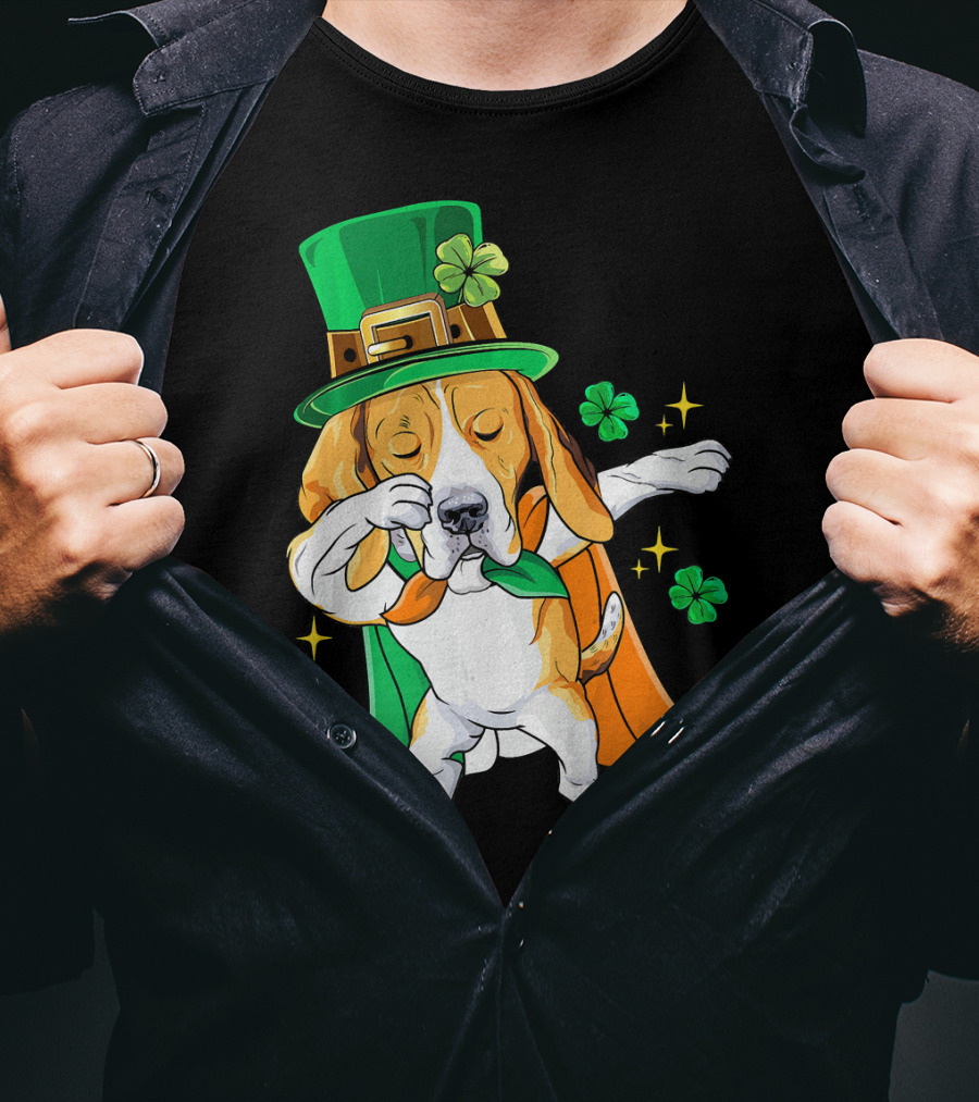 Beagle Dabbing Leprechaun St Patricks Day Shamrocks T-Shirt