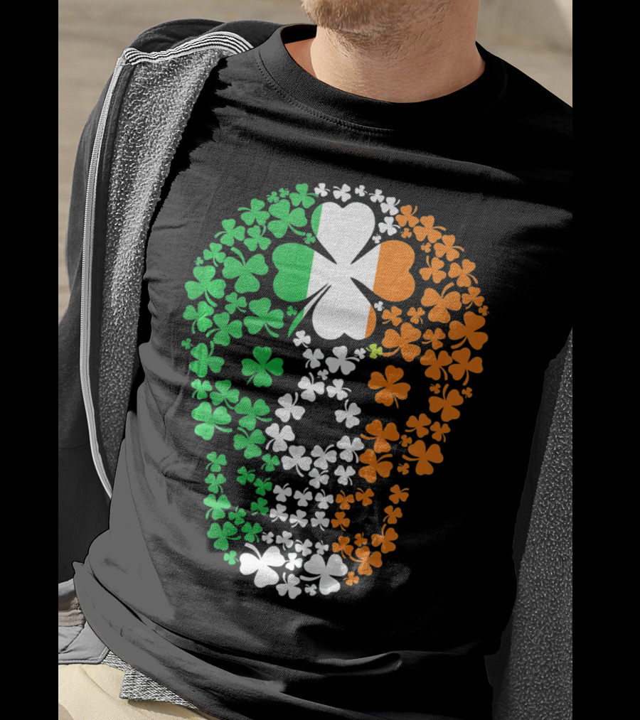 Vintage Shamrock Skull Ireland St Patrick's Day T-Shirt