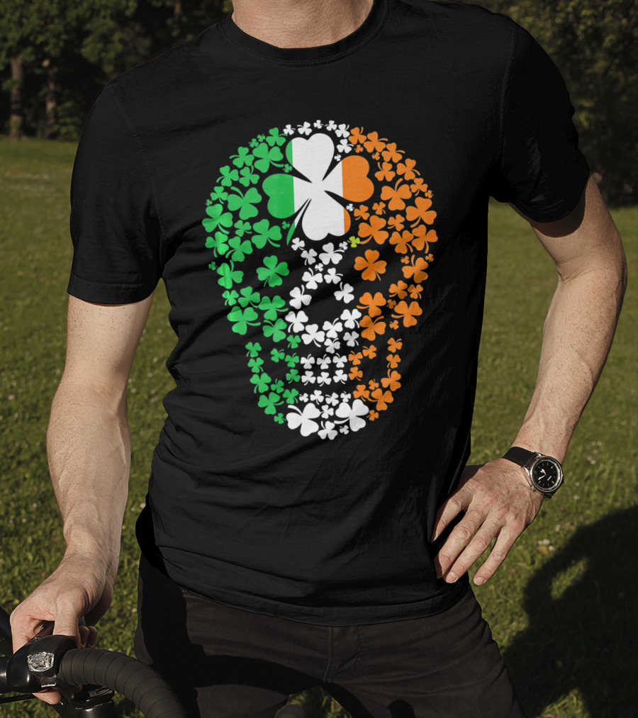 Vintage Shamrock Skull Ireland St Patrick's Day T-Shirt