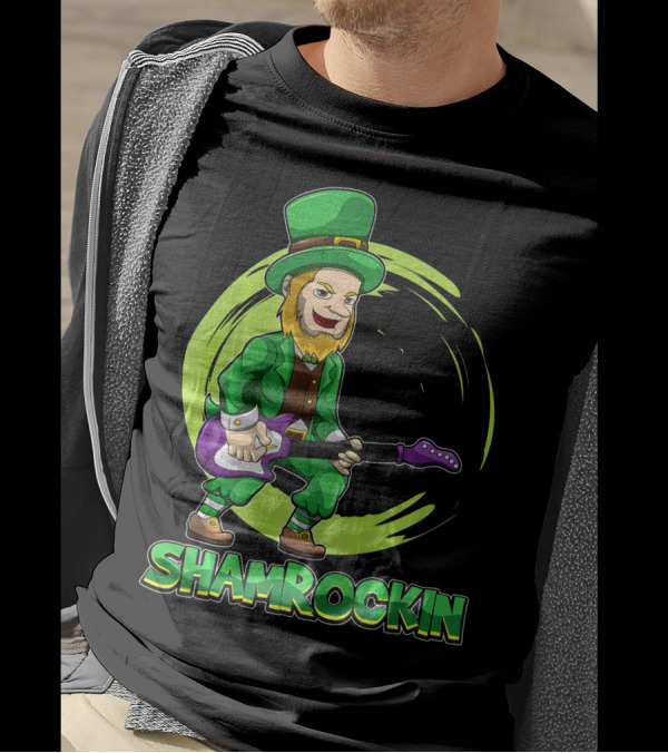 Shamrockin Leprechaun With E Guitar Rocking Celtic Style Green Circle Background T-Shirt