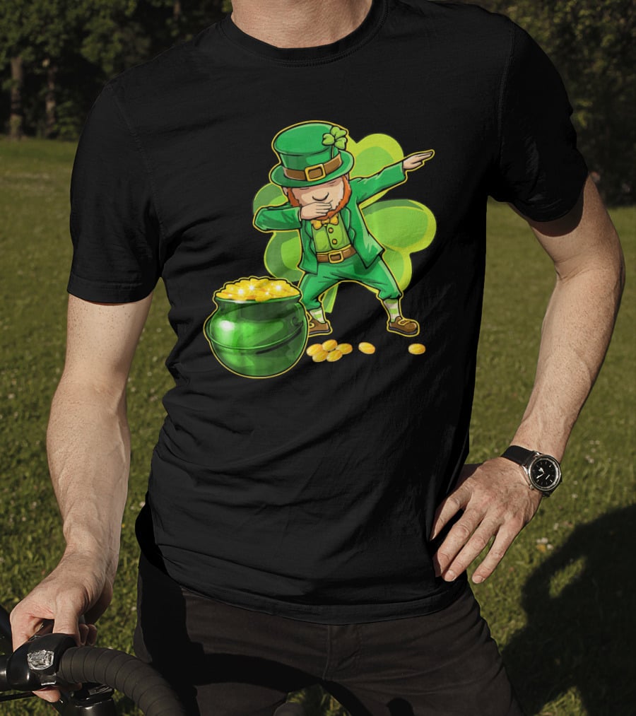 Dabbing Leprechaun Pot Of Gold Shamrock Dance T-Shirt