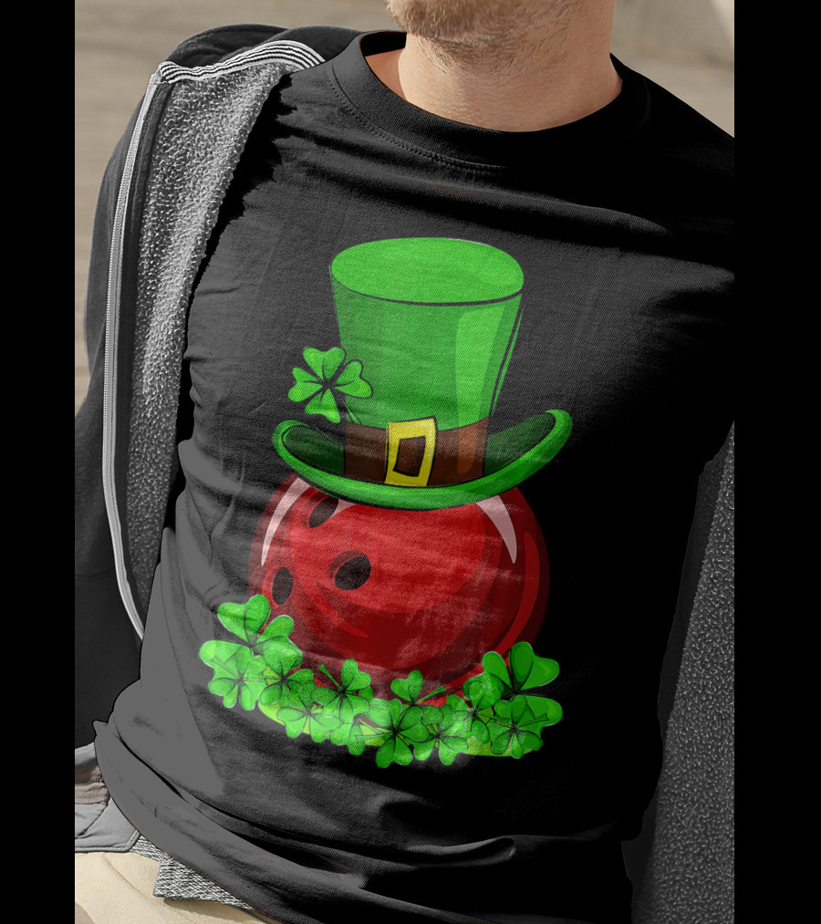 Leprechaun Hat Bowling Shamrock St Patrick's Day T-Shirt