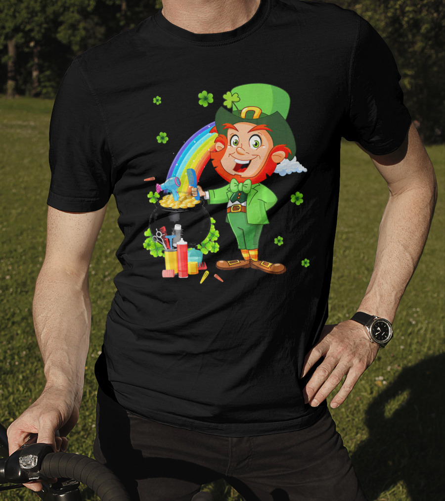 Medical Scrub Hairstylist Leprechaun Pat With Rainbow And Pot Of Gold Barber Tools T-Shirt