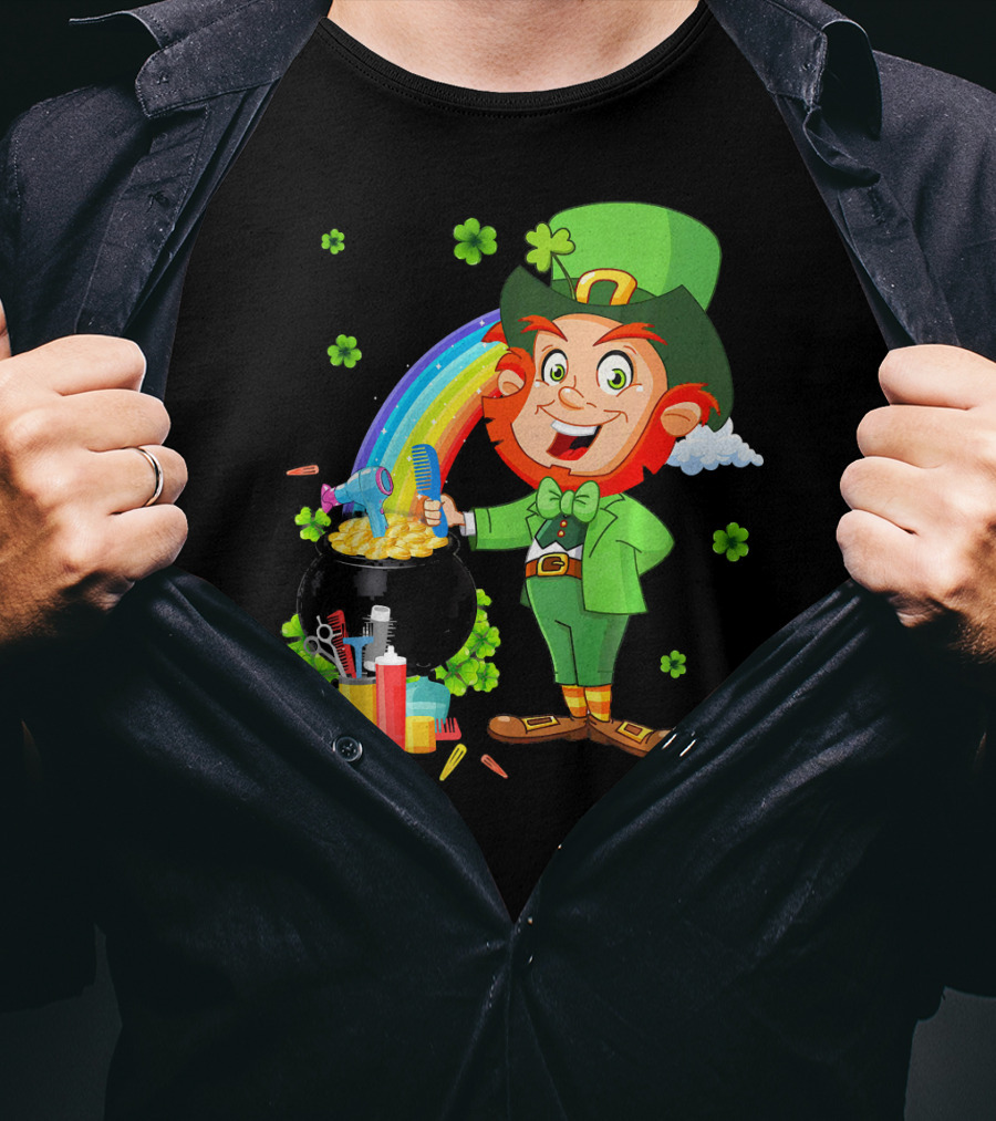 Medical Scrub Hairstylist Leprechaun Pat With Rainbow And Pot Of Gold Barber Tools T-Shirt