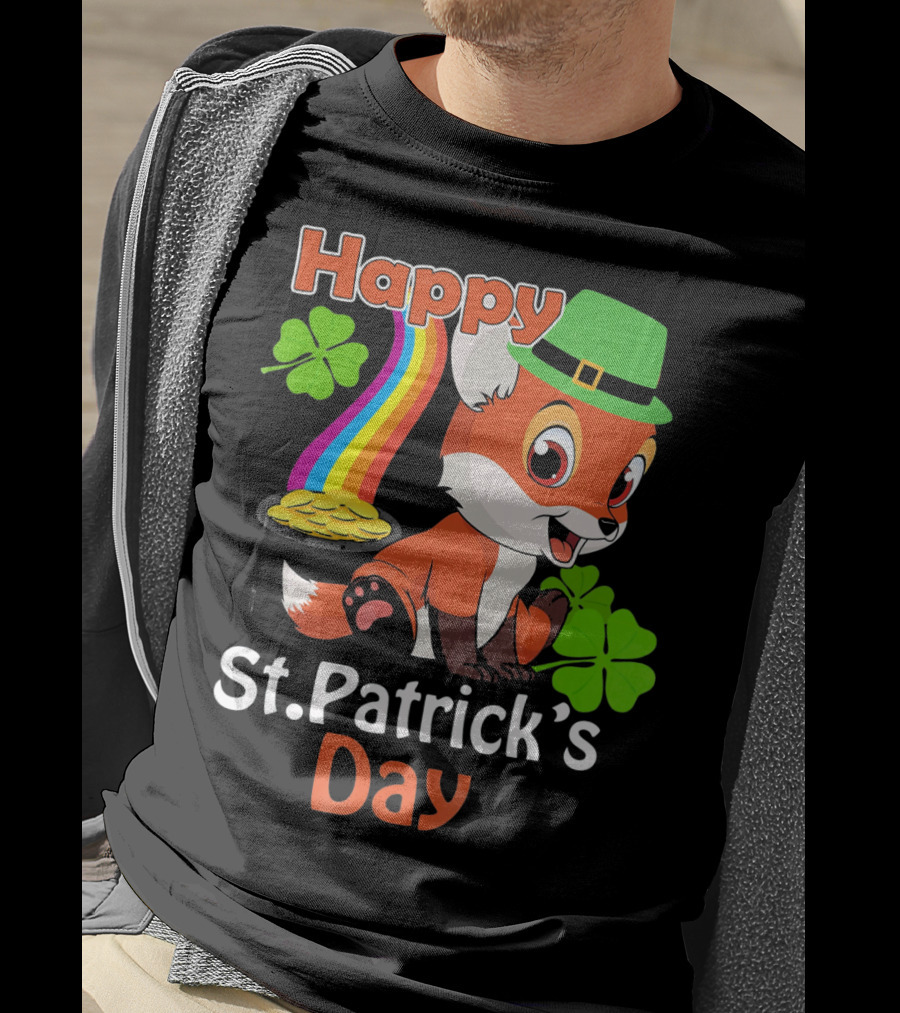 Happy St Patrick's Day Funny Fox Rainbow Clover Gold T-Shirt