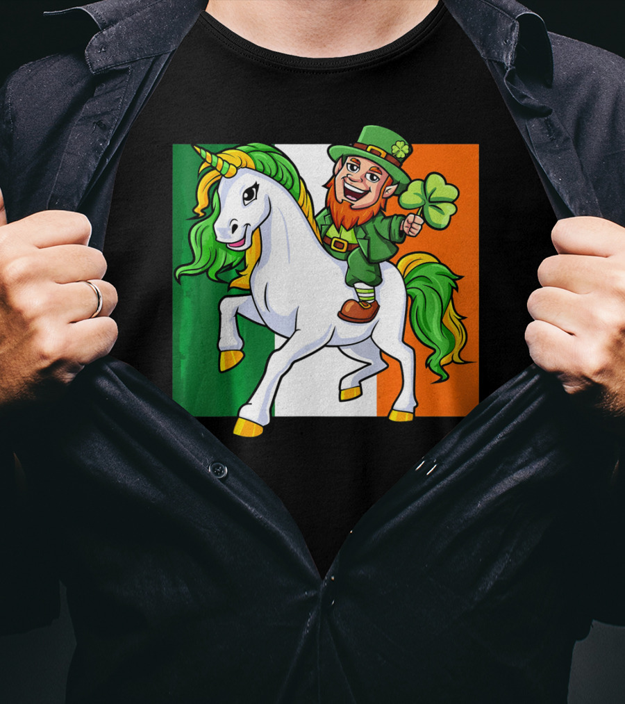 Leprechaun Riding Unicorn Irish Flag St Patricks Day T-Shirt