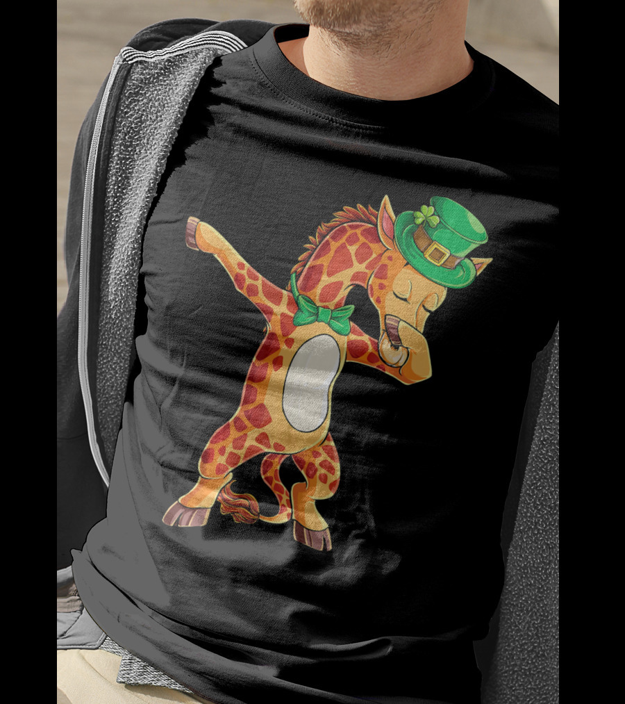 Giraffe Dabbing Leprechaun Hat Bow Tie T-Shirt