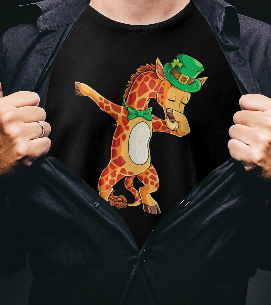 Giraffe Dabbing Leprechaun Hat Bow Tie T-Shirt