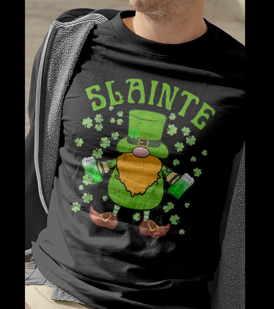 SLAINTE Cute Irish Leprechaun Gnome Green Beer T-Shirt