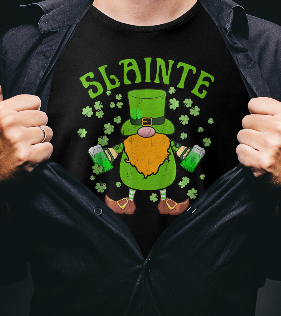 SLAINTE Cute Irish Leprechaun Gnome Green Beer T-Shirt