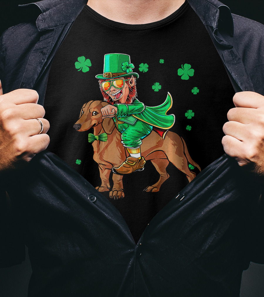 Leprechaun Riding Dachshund With Shamrocks St. Patrick's Day T-Shirt