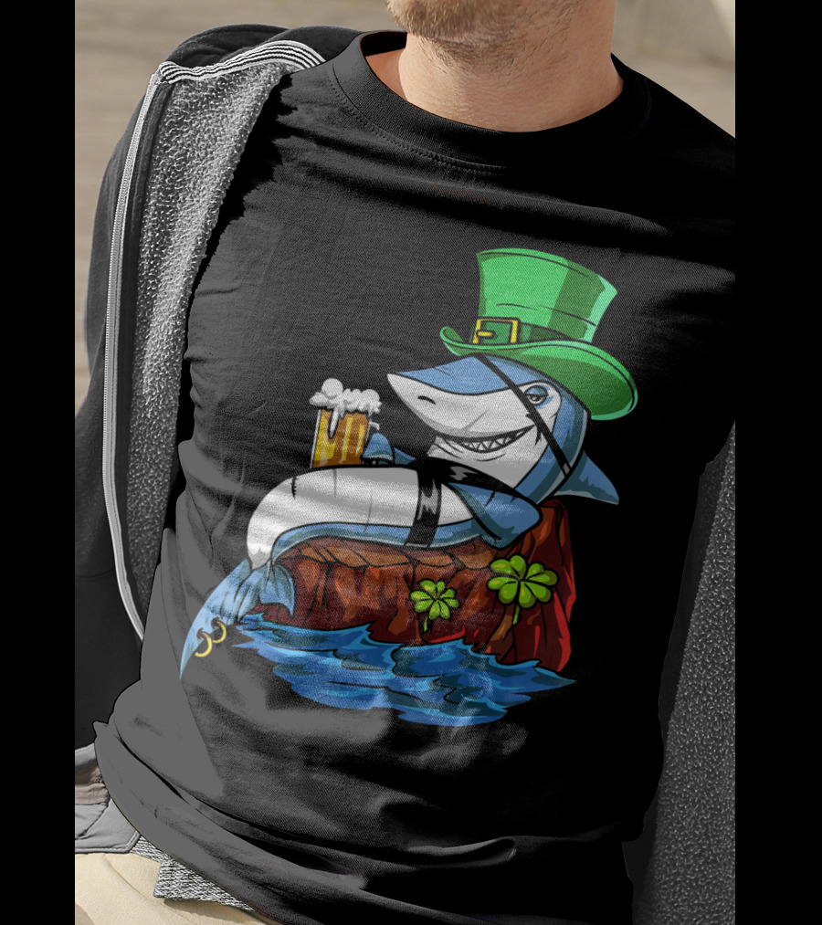 Leprechaun Shark Pirate St Patricks Beer Shamrock Rock T-Shirt