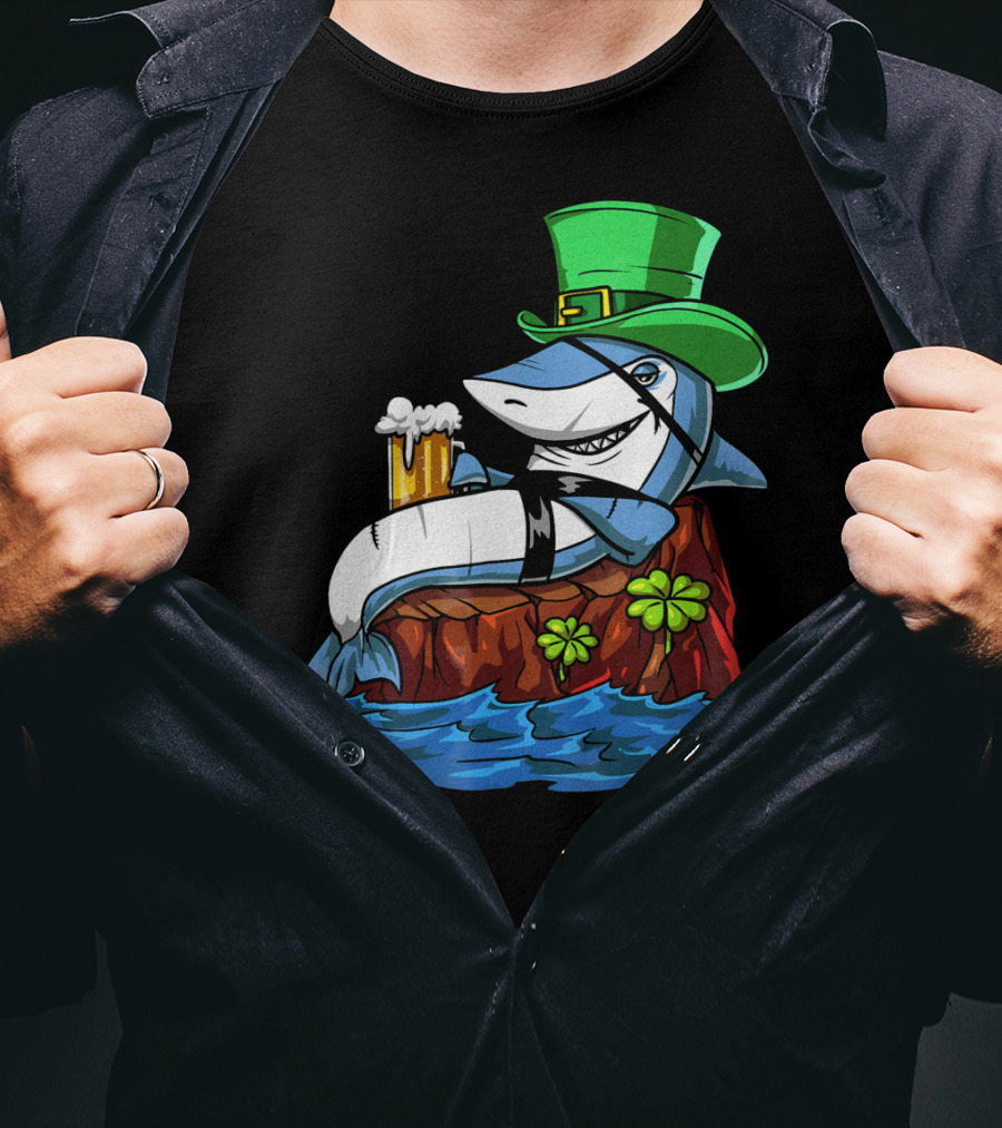 Leprechaun Shark Pirate St Patricks Beer Shamrock Rock T-Shirt