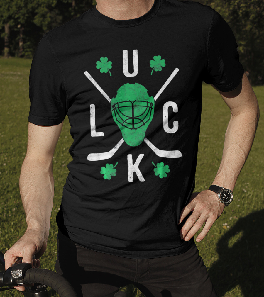 Luck Irish Hockey Player Clover Mask And Sticks T-Shirt