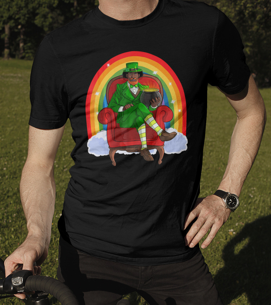 African American Leprechaun With Pot Of Gold And Rainbow St. Patricks T-Shirt