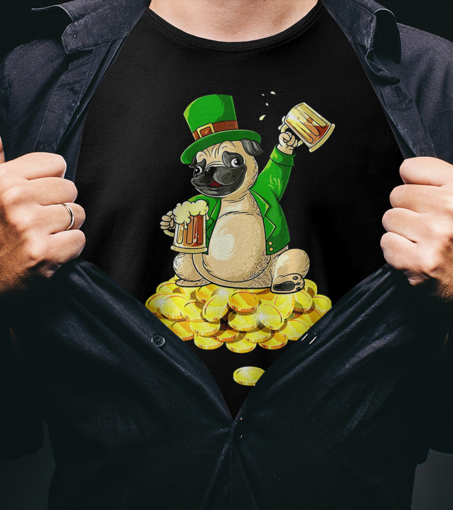 Irish Pug St. Patrick's Day Beer Cheers On Gold Coins T-Shirt