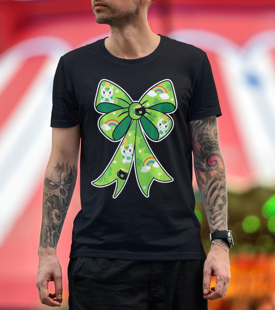 Girls St Patrick's Day Unicorn Bow with Rainbows and Shamrocks T-Shirt