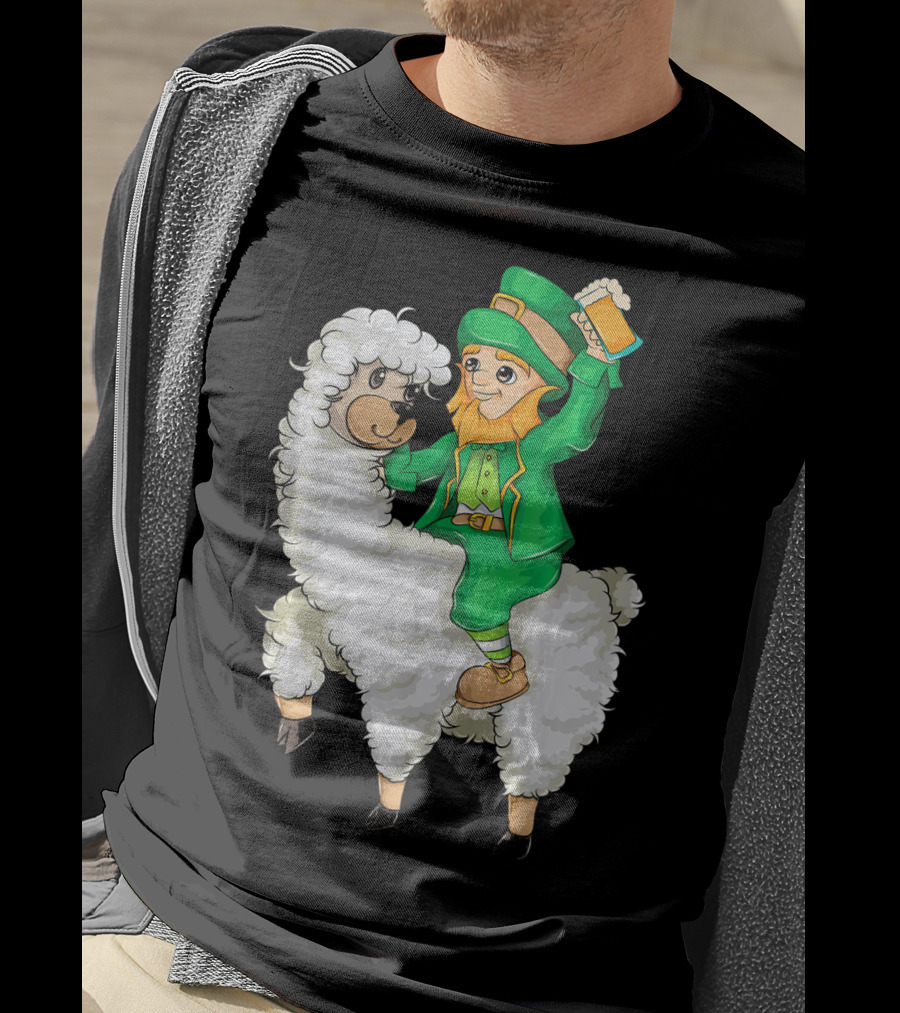 Leprechaun In Green Suit Riding White Fluffy Llama With Beer On St. Patrick's Day T-Shirt