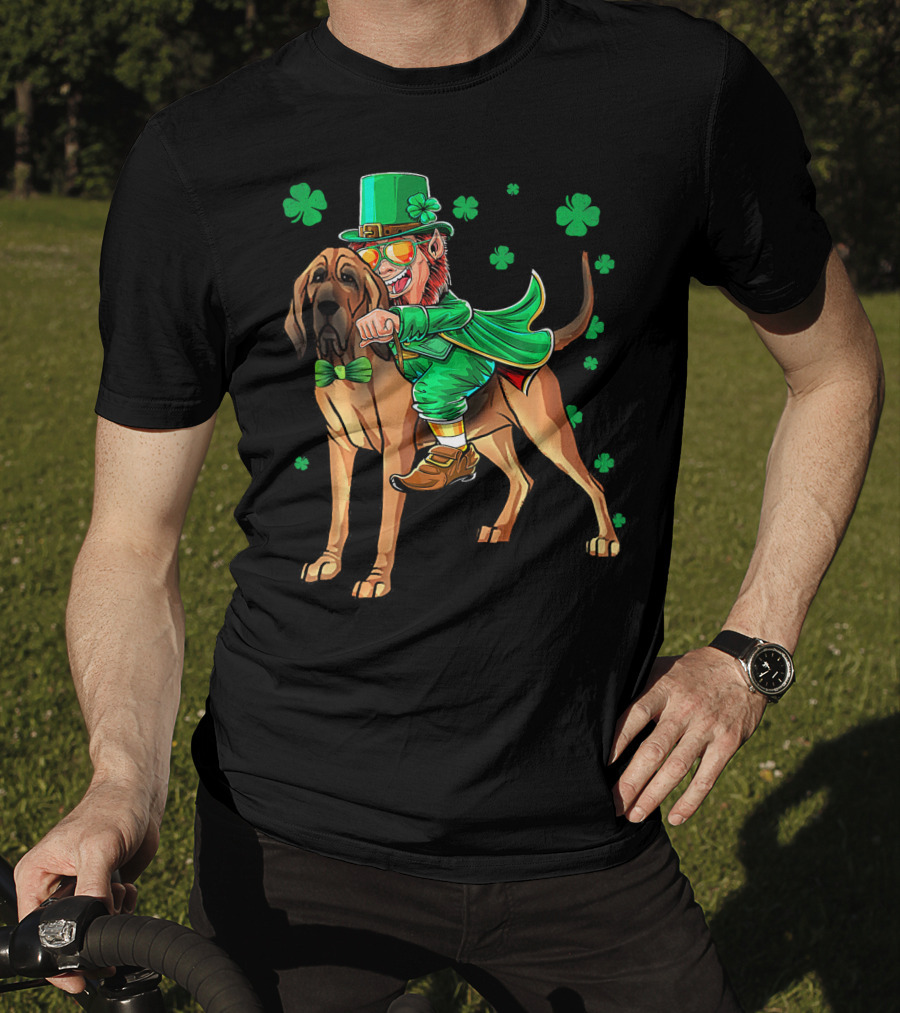 Leprechaun Riding Bloodhound Shamrock St. Patrick's Day T-Shirt