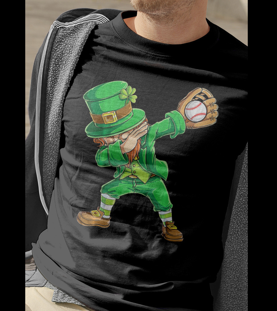 Dabbing Leprechaun Baseball Glove Pitcher Fantasy T-Shirt
