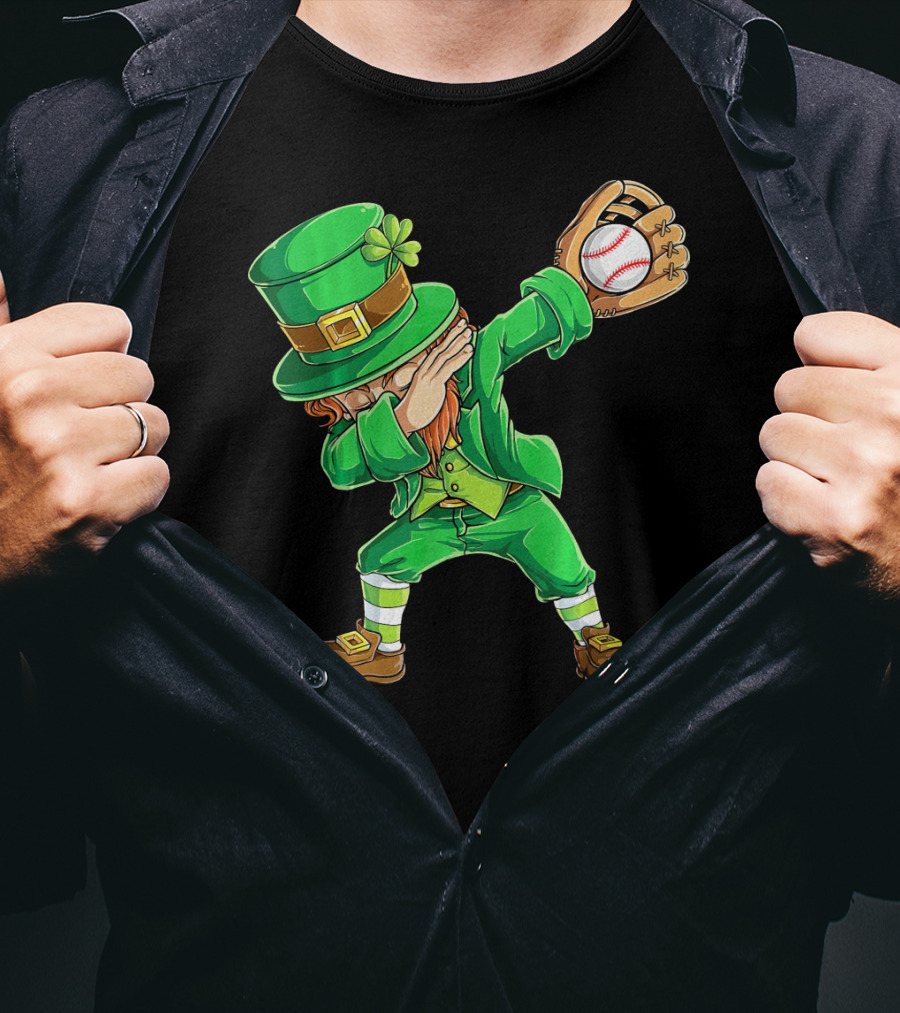 Dabbing Leprechaun Baseball Glove Pitcher Fantasy T-Shirt