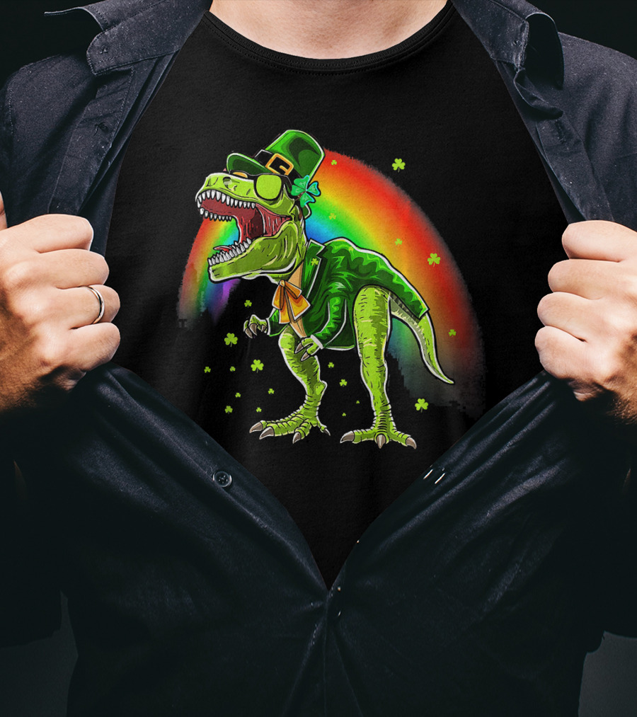 St. Patricks Day T-Rex Dinosaur Leprechaun With Rainbow And Shamrocks T-Shirt