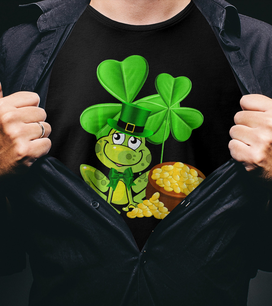 Leprechaun Frog St. Patrick's Day Shamrock Gold Coins T-Shirt