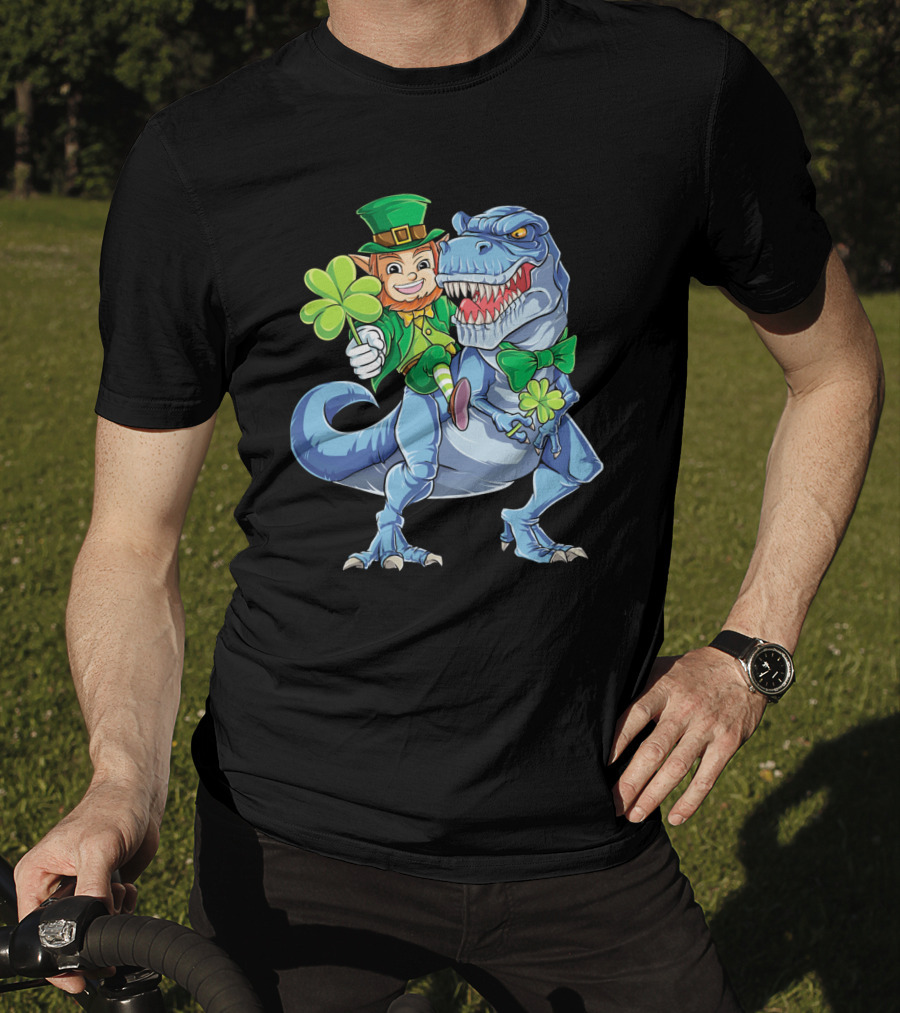 St Patricks Day Leprechaun Riding Dinosaur With Shamrock T-Shirt