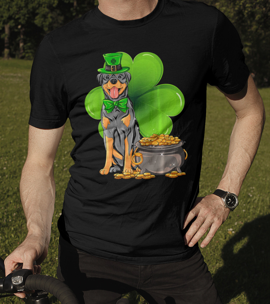 Rottweiler St Patricks Day Leprechaun With Shamrock And Gold Coins T-Shirt