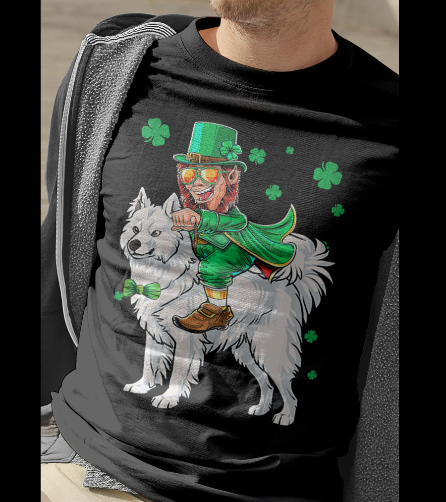 Leprechaun Riding Samoyed With Shamrocks St. Patrick's Day T-Shirt