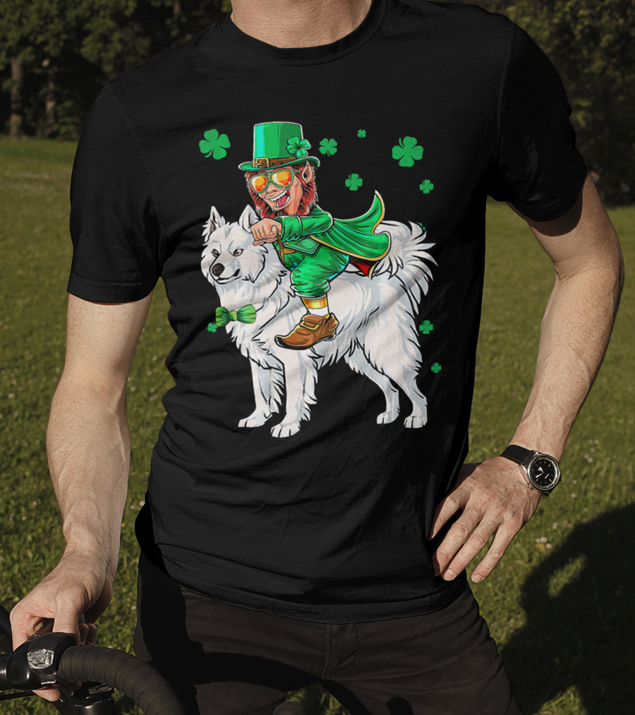 Leprechaun Riding Samoyed With Shamrocks St. Patrick's Day T-Shirt