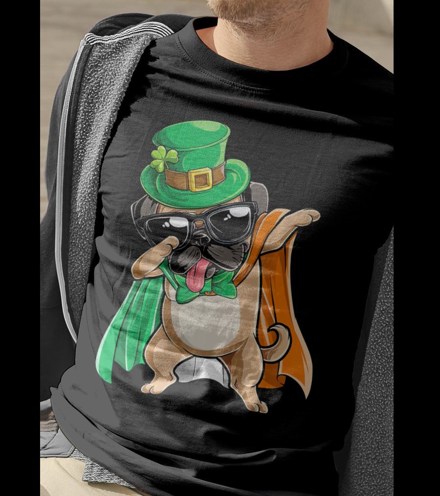 Dabbing Pug St Patrick's Day Leprechaun Hat Cape T-Shirt