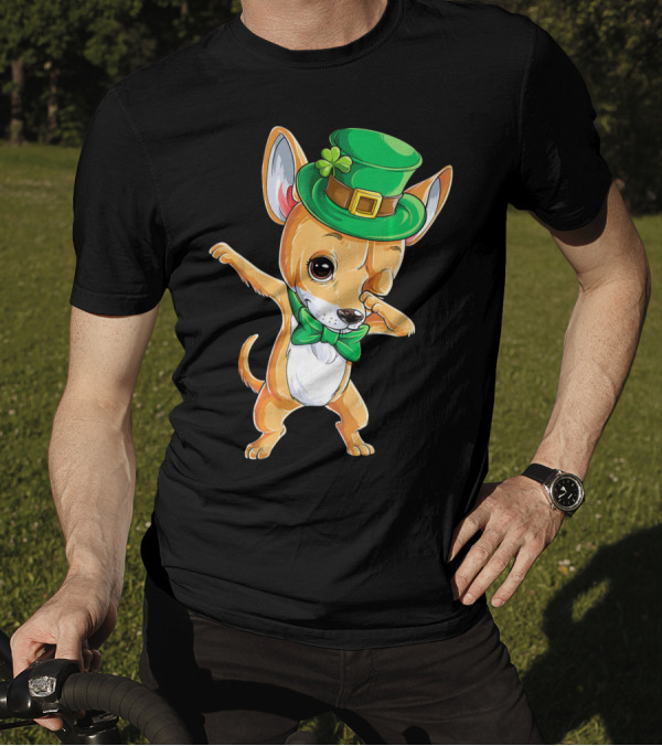 St. Patrick's Day Dabbing Chihuahua Leprechaun Hat T-Shirt