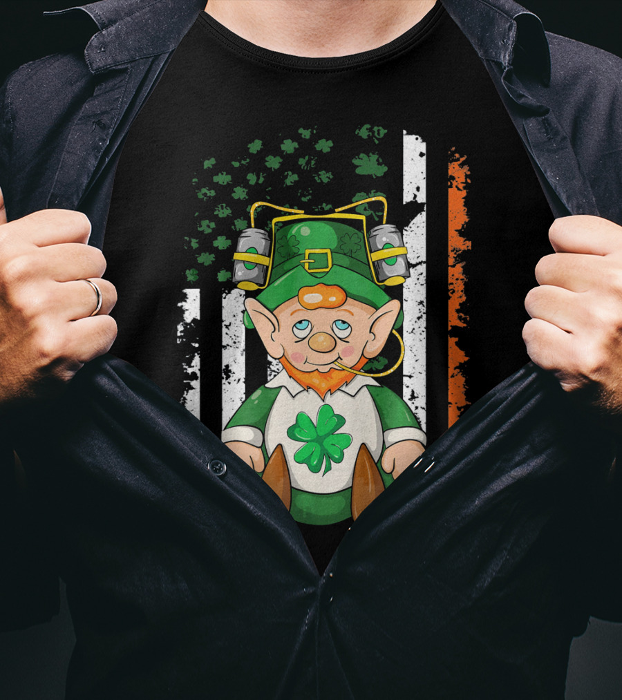 Irish American Flag Leprechaun St. Patrick's Day Clover T-Shirt