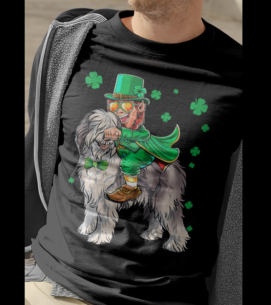 Leprechaun Olde English Sheepdog Shamrock St. Patrick's Day T-Shirt