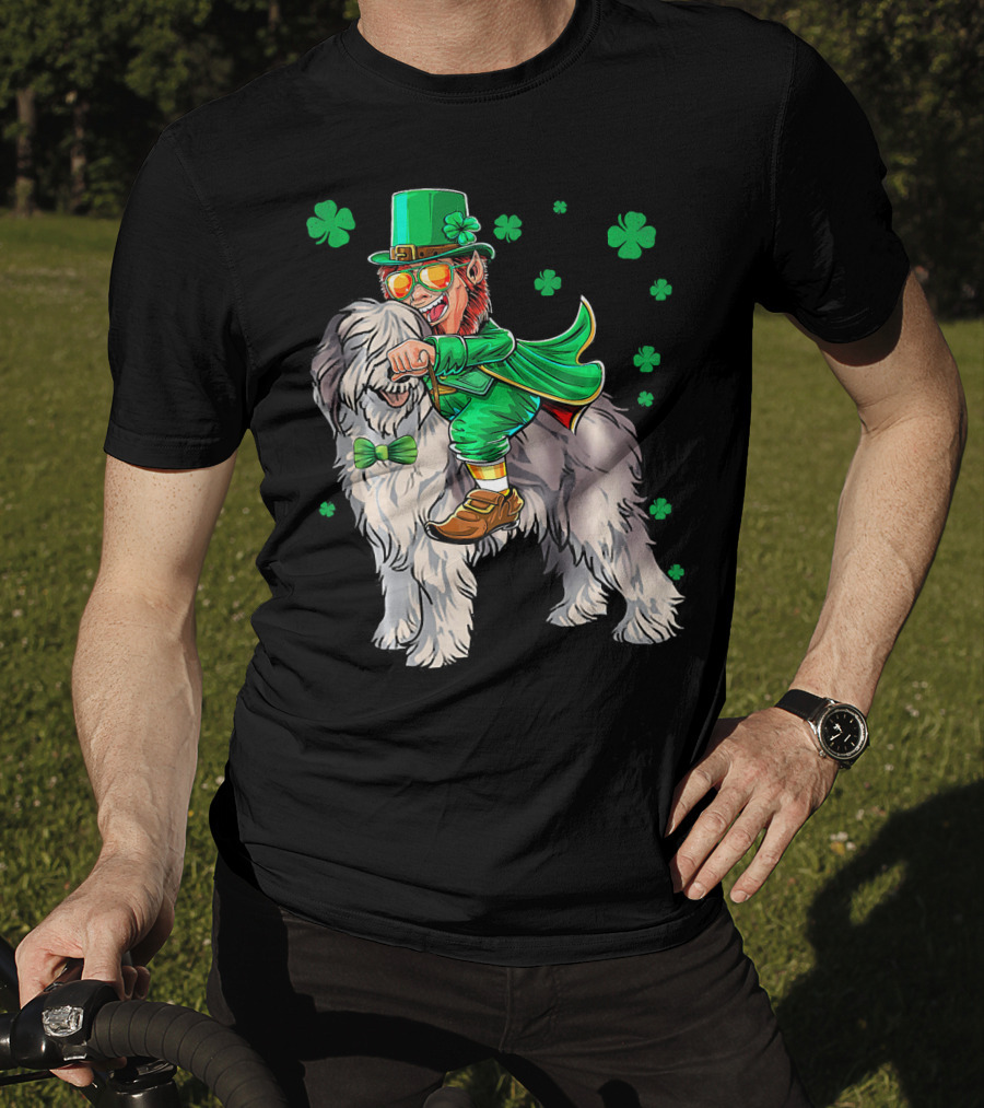 Leprechaun Olde English Sheepdog Shamrock St. Patrick's Day T-Shirt