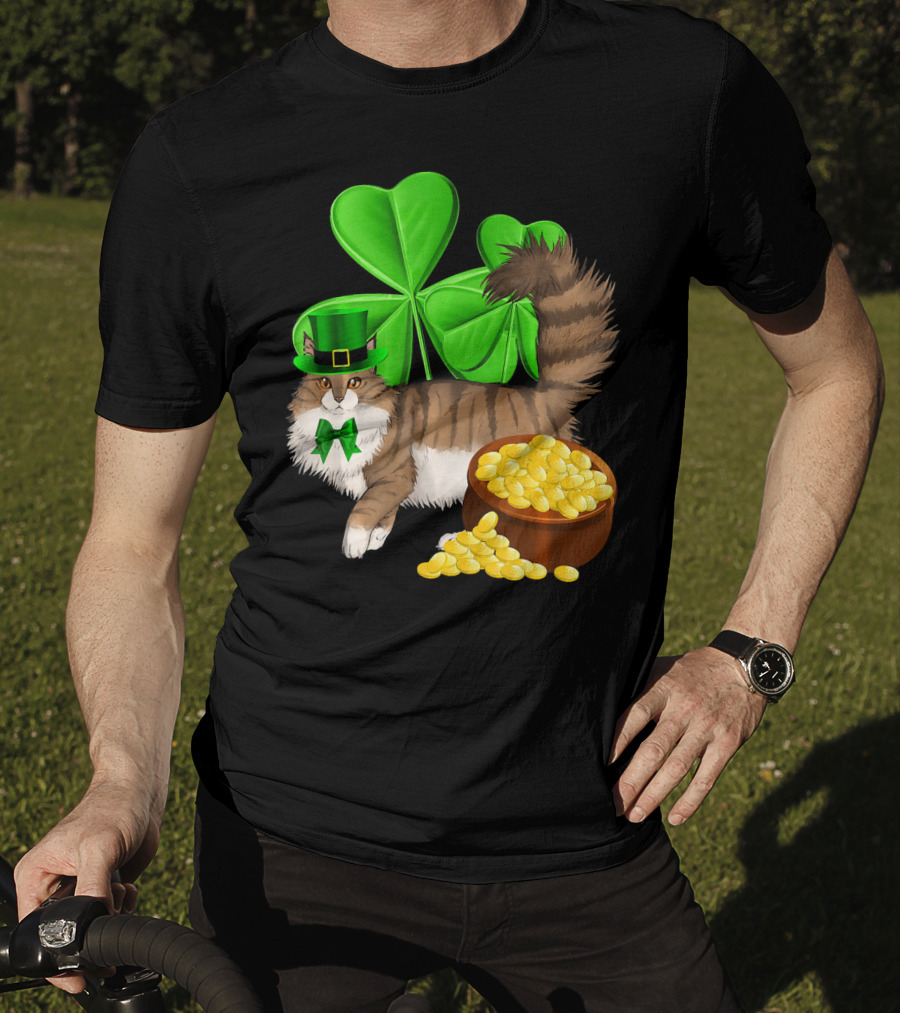 Norwegian Forest Cat Shamrock Gold T-Shirt