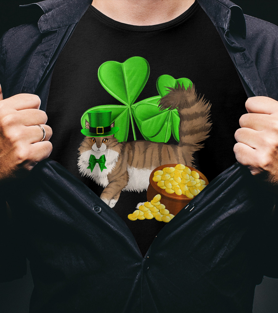 Norwegian Forest Cat Shamrock Gold T-Shirt
