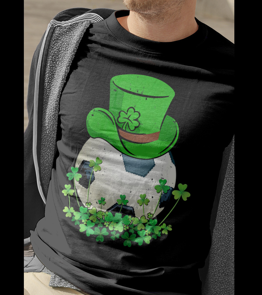 Shamrock Soccer Ball With Leprechaun Hat St Patricks Day T-Shirt