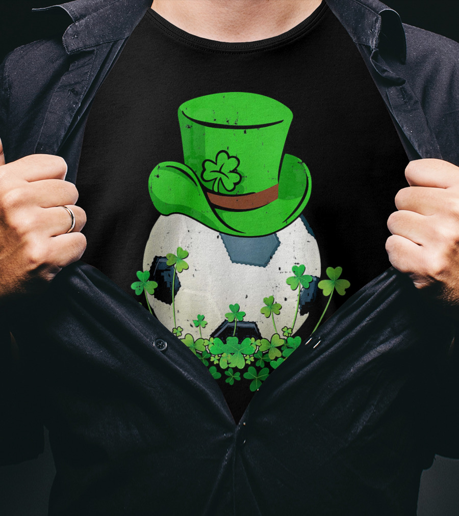 Shamrock Soccer Ball With Leprechaun Hat St Patricks Day T-Shirt