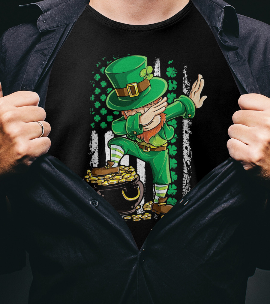Dabbing Leprechaun With Shamrocks And Gold Coins Irish American T-Shirt
