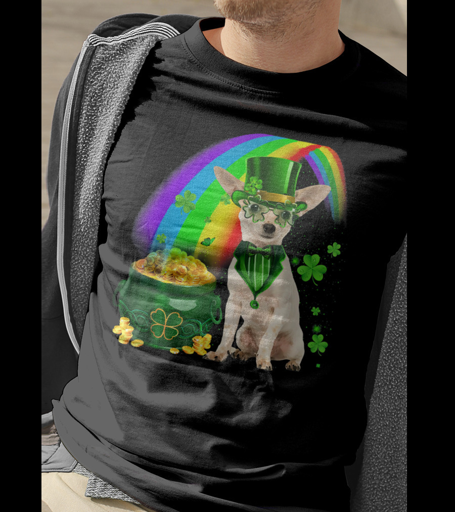 Chihuahua Irish Leprechaun With Shamrock And Rainbow Coin Pot T-Shirt