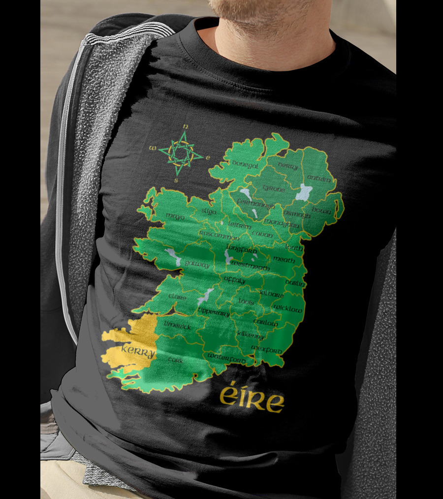 Kerry Ireland Éire Irish County Map Éire With Compass Rose T-Shirt