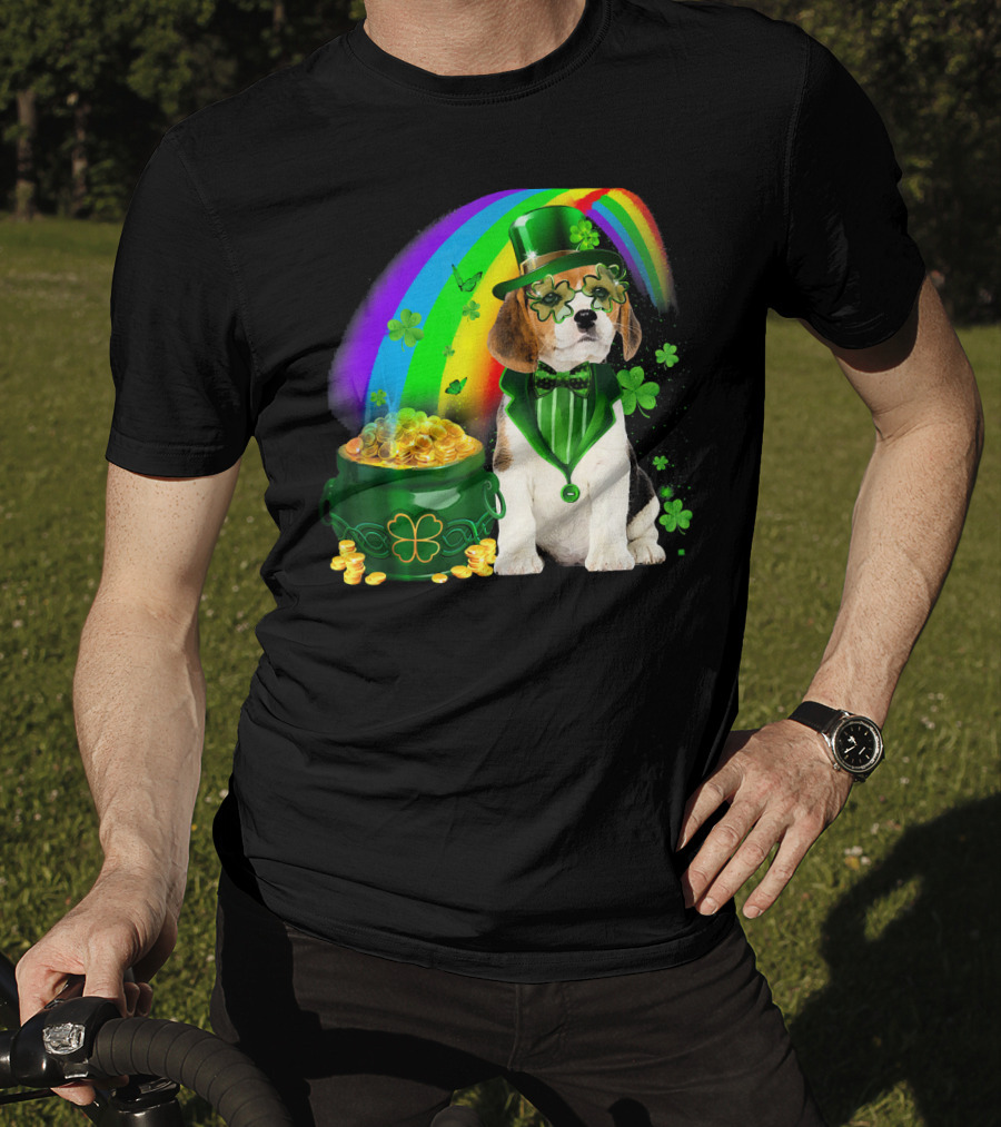 Beagle Dog Rainbow Leprechaun Hat Shamrock Coin Pot T-Shirt